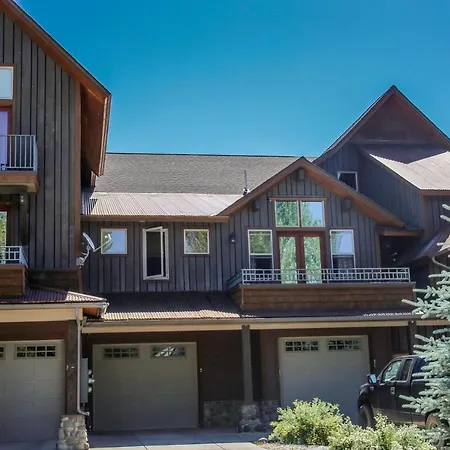 Luxury Riverfront Townhome